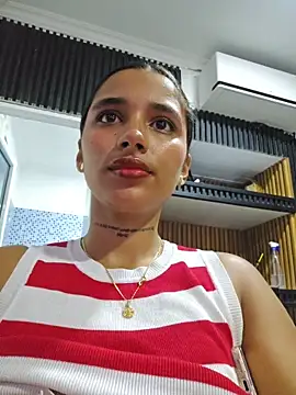 Lorena Mcfly online show from 31, 5, 2026