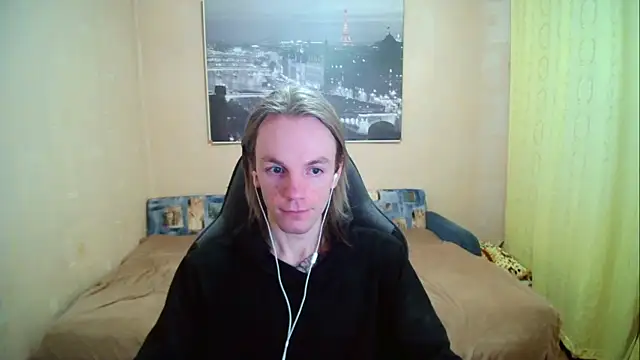 Snapshot of AdamDickens chatting on 25, 9, 2025 AdamDickens online show from 25, 9, 2025