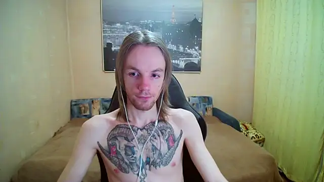 Snapshot of AdamDickens chatting on 18, 10, 2025 AdamDickens online show from 18, 10, 2025