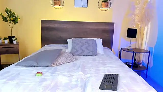 CamilleGrace online show from 21, 9, 2025