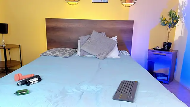 CamilleGrace online show from 13, 9, 2025