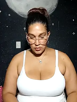 Ivy horse  online show from 5, 4, 2026