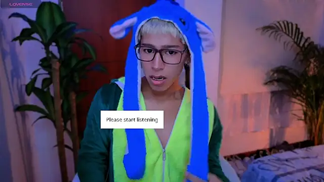 Snapshot of taichi_bluy chatting on 29, 9, 2025 taichi bluy online show from 29, 9, 2025