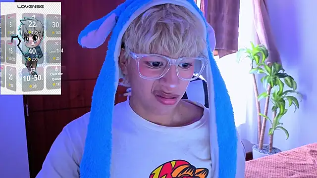 Snapshot of taichi_bluy chatting on 27, 11, 2025 taichi bluy online show from 27, 11, 2025