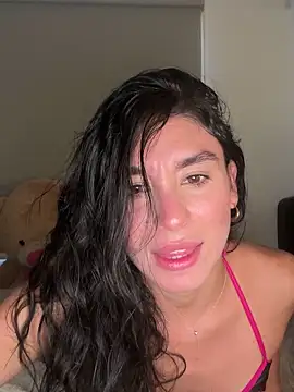 Snapshot of MonicaSalvatore chatting on 4, 11, 2025 MonicaSalvatore online show from 4, 11, 2025