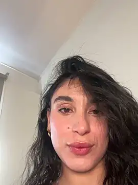 Snapshot of MonicaSalvatore chatting on 3, 11, 2025 MonicaSalvatore online show from 3, 11, 2025