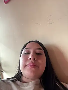 Snapshot of BELLAALEJA chatting on 26, 4, 2026 BELLAALEJA online show from 26, 4, 2026