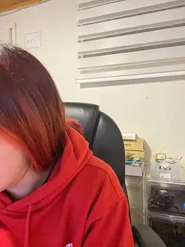 Snapshot of Karen18_boobs chatting on 18, 2, 2026 Karen18 boobs online show from 18, 2, 2026