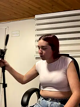 Karen18 boobs online show from 16, 9, 2025