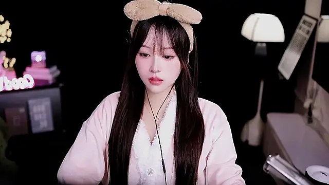 Snapshot of coward_by chatting on 21, 2, 2026 coward by online show from 21, 2, 2026