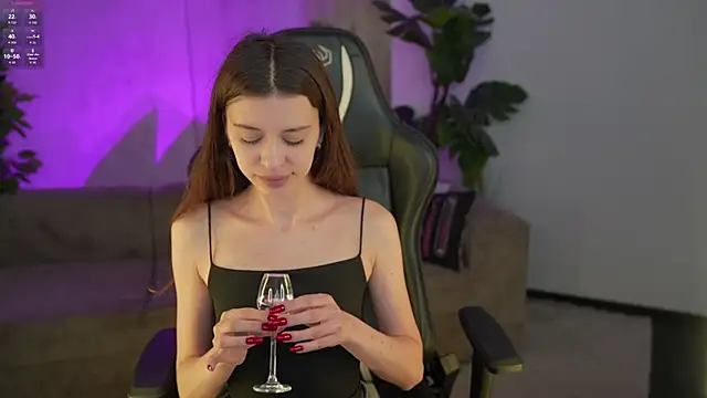 Regina Sweet054 online show from 14, 9, 2025