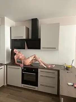 Regina Sweet054 online show from 4, 3, 2026