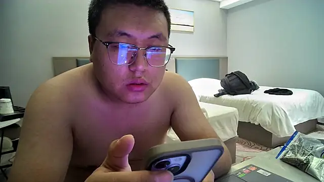 Snapshot of peijiangzhao chatting on 10, 9, 2025 peijiangzhao online show from 10, 9, 2025