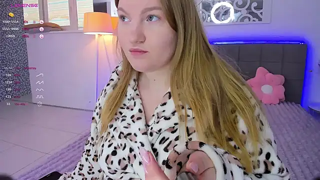 Snapshot of AshleyJoness chatting on 5, 2, 2026 AshleyJoness online show from 5, 2, 2026