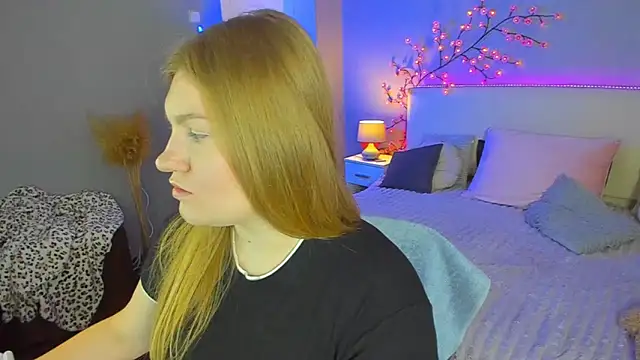 Snapshot of AshleyJoness chatting on 14, 6, 2026 AshleyJoness online show from 14, 6, 2026