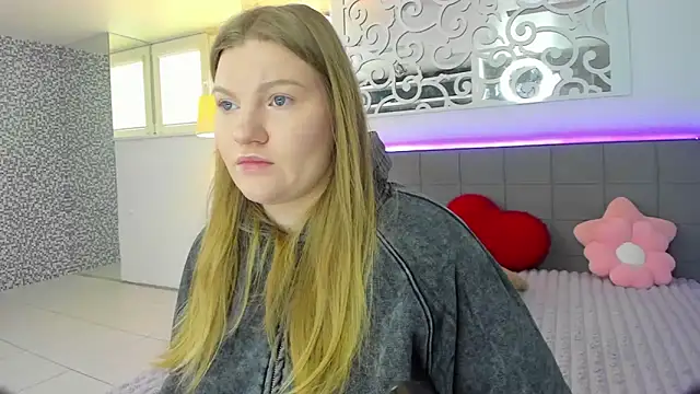 AshleyJoness online show from 4, 3, 2026