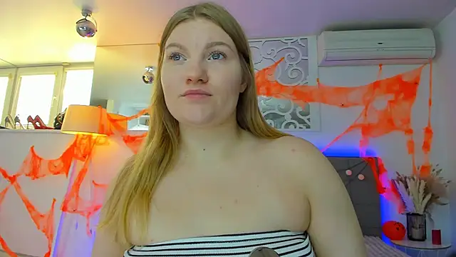 AshleyJoness online show from 30, 10, 2025