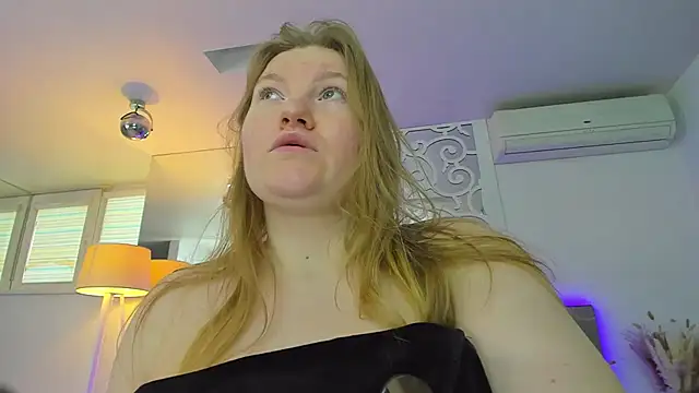 Snapshot of AshleyJoness chatting on 1, 2, 2026 AshleyJoness online show from 1, 2, 2026