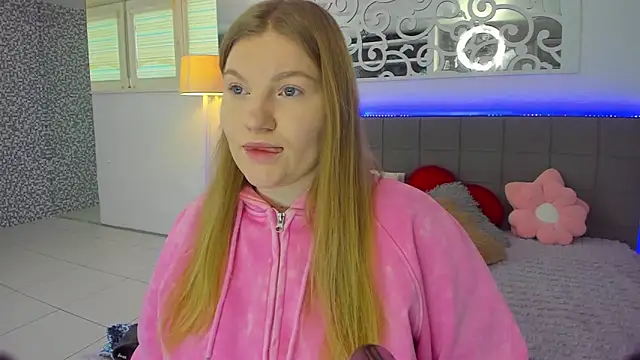 Snapshot of AshleyJoness chatting on 2, 2, 2026 AshleyJoness online show from 2, 2, 2026