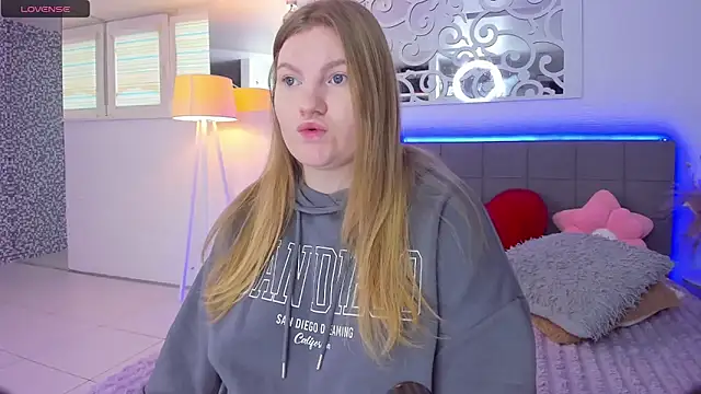 Snapshot of AshleyJoness chatting on 25, 2, 2026 AshleyJoness online show from 25, 2, 2026