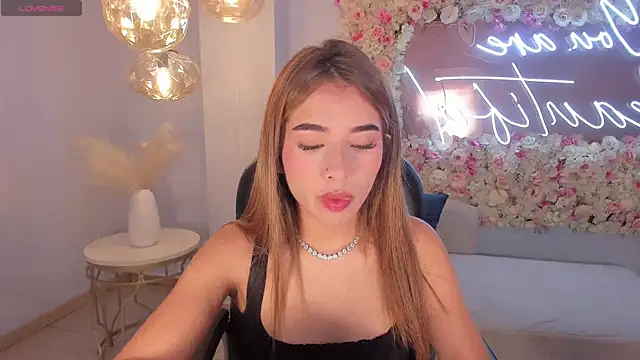 Snapshot of IbizaJacobs chatting on 10, 9, 2025 IbizaJacobs online show from 10, 9, 2025