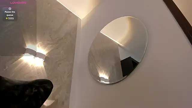 LiamCarterX online show from 10, 9, 2025