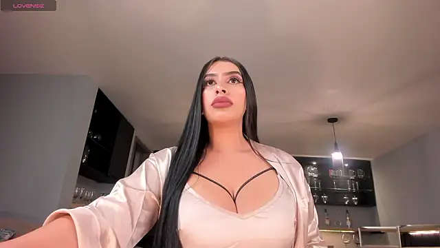 LeahLombardi  online show from 19, 3, 2026