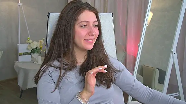 Mary Miiller online show from 23, 11, 2025