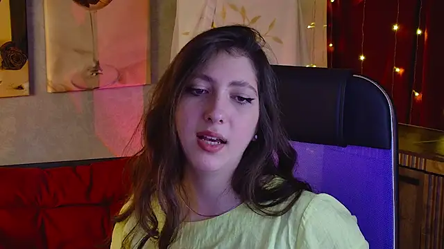 Snapshot of Mary_Miiller chatting on 6, 5, 2026 Mary Miiller online show from 6, 5, 2026