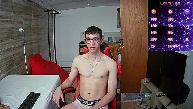 angelicious  online show from 29, 10, 2025