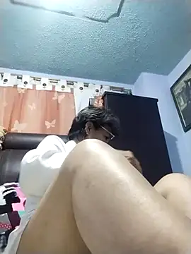 OliviaMorris1 online show from 30, 10, 2025