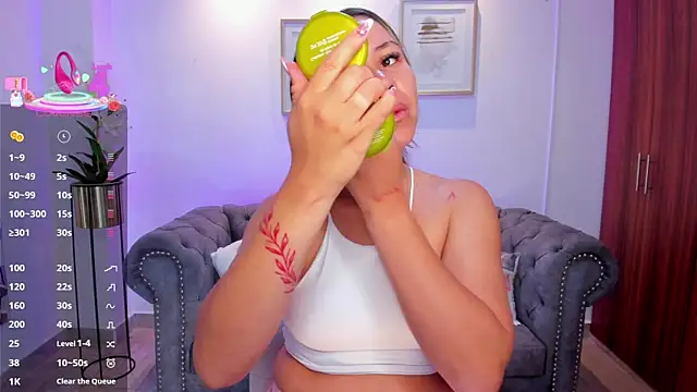 Brandy priscot online show from 28, 9, 2025