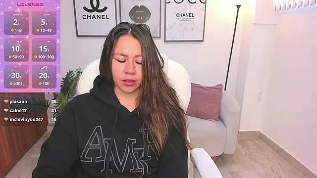 Brandy priscot online show from 12, 10, 2025