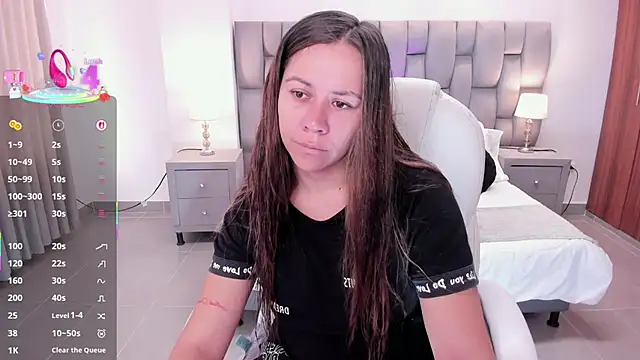 Brandy priscot online show from 8, 9, 2025