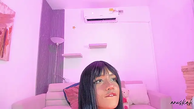 anuskah online show from 30, 9, 2025