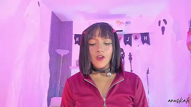 anuskah online show from 7, 10, 2025