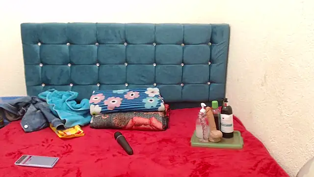 Yandal Iris online show from 10, 11, 2025