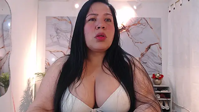 Ashley Grahaam online show from 10, 9, 2025