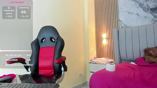 AURORAMARTIN2 online show from 23, 11, 2025