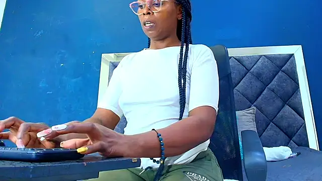 ebony  jheim online show from 21, 10, 2025