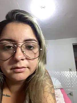 sophiemonroevip online show from 2, 12, 2025