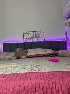 Snapshot of sophiemonroevip chatting on 1, 10, 2025 sophiemonroevip online show from 1, 10, 2025