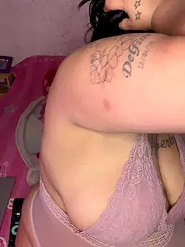 Snapshot of valen1891 chatting on 4, 12, 2025 valen1891 online show from 4, 12, 2025