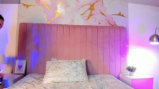 samanthaThoms online show from 1, 3, 2026