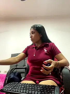 Rosa 25x online show from 6, 1, 2026