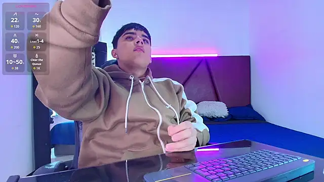 Lucass love online show from 18, 9, 2025