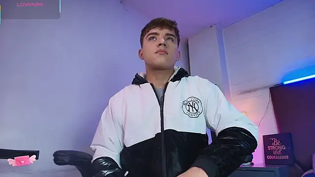 Lucass love online show from 7, 2, 2026