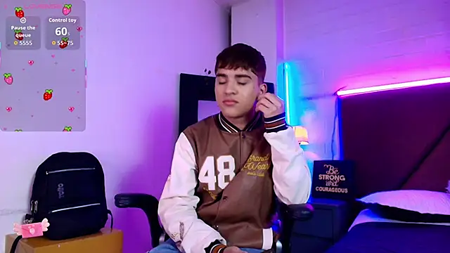 Lucass love online show from 10, 2, 2026