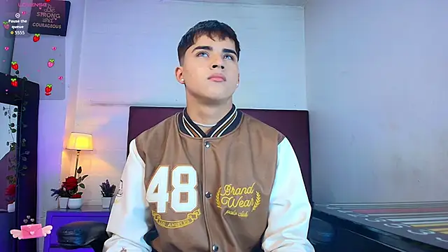 Lucass love online show from 5, 12, 2025