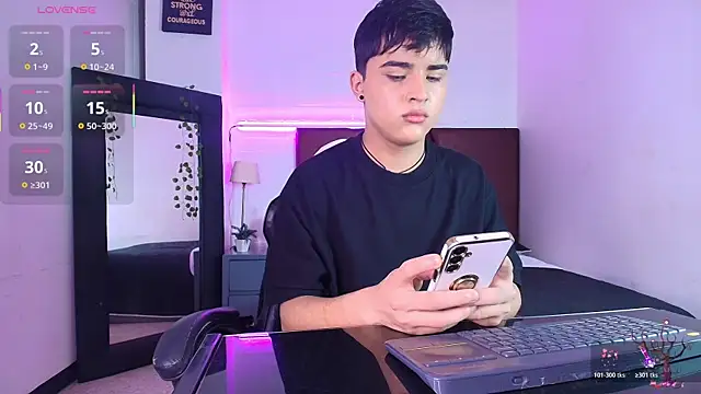 Lucass love online show from 18, 10, 2025